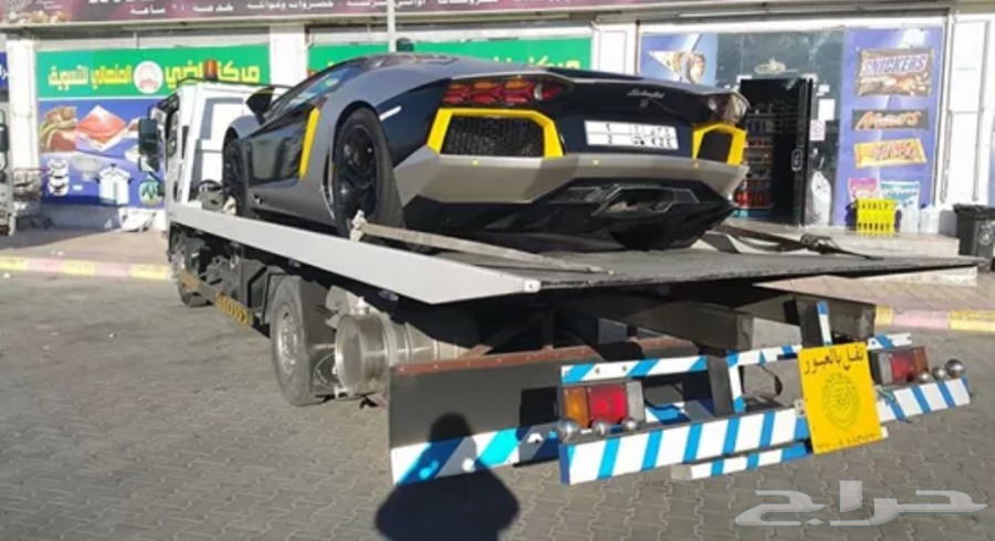 سطحات خاصة هيدروليك للنقل وشحن السيارات من الامارات الى السعودية وبالعكس