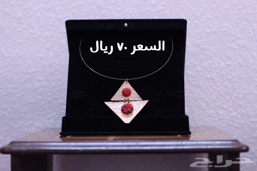 شنط واكسسوارات تطريز فلسطيني
