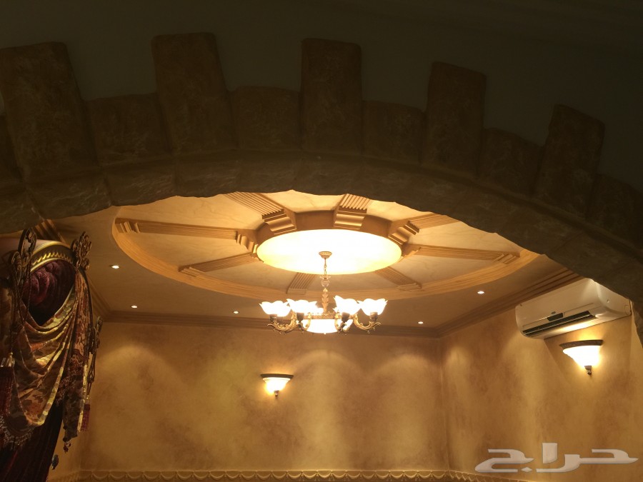 فله بحي العزيزية بمدينة الرياض قرب مخرج 20