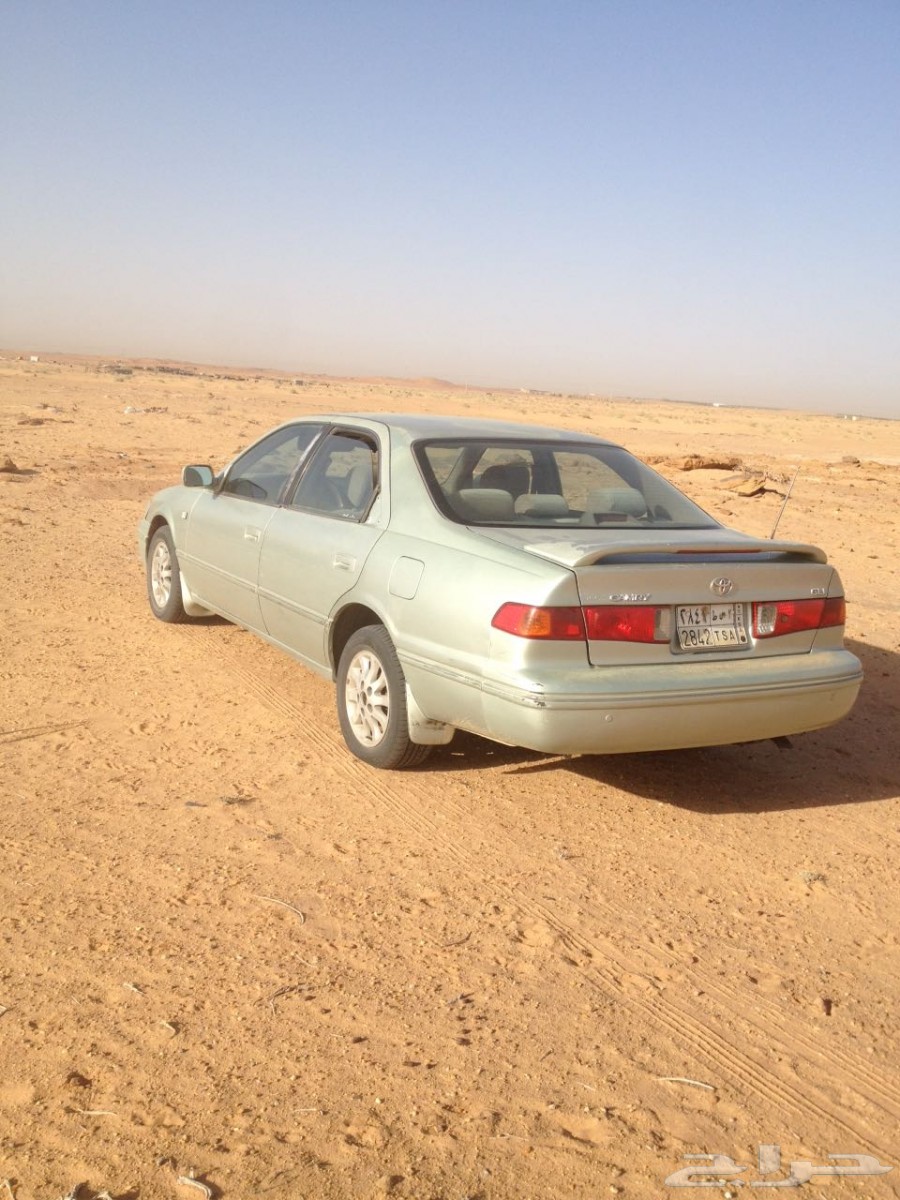 حراج السيارات كامري 2002 للبيع