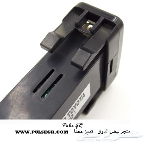 مدخل USB ثابت لسيارات NISSAN و TOYOTA وغيرها