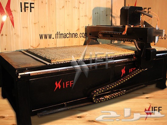 ماكينة CNC راوتر للقص والحفر والنقش على الخشب