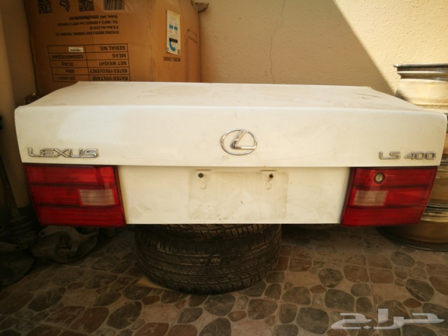 للبيع قطع غيار لكزس gs300 و لكزسLS400
