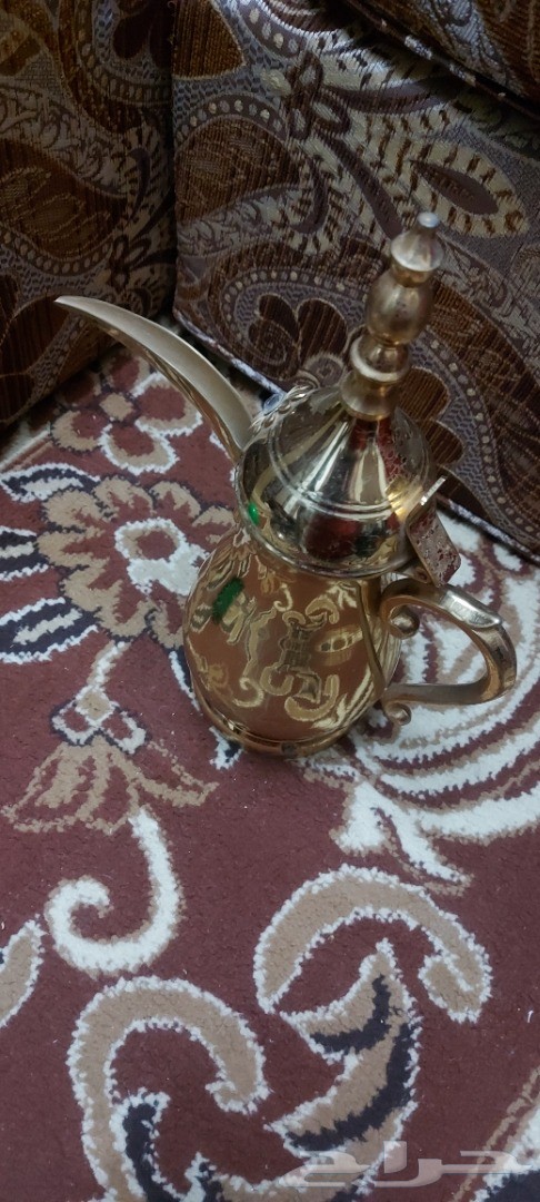 نظارة قديمه وساعه دله يابانيه  10